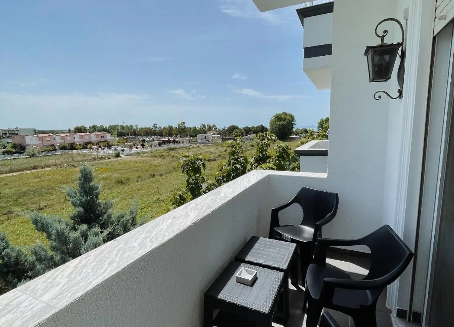 Lovely Apartment Gjiri Lalzit Durrës